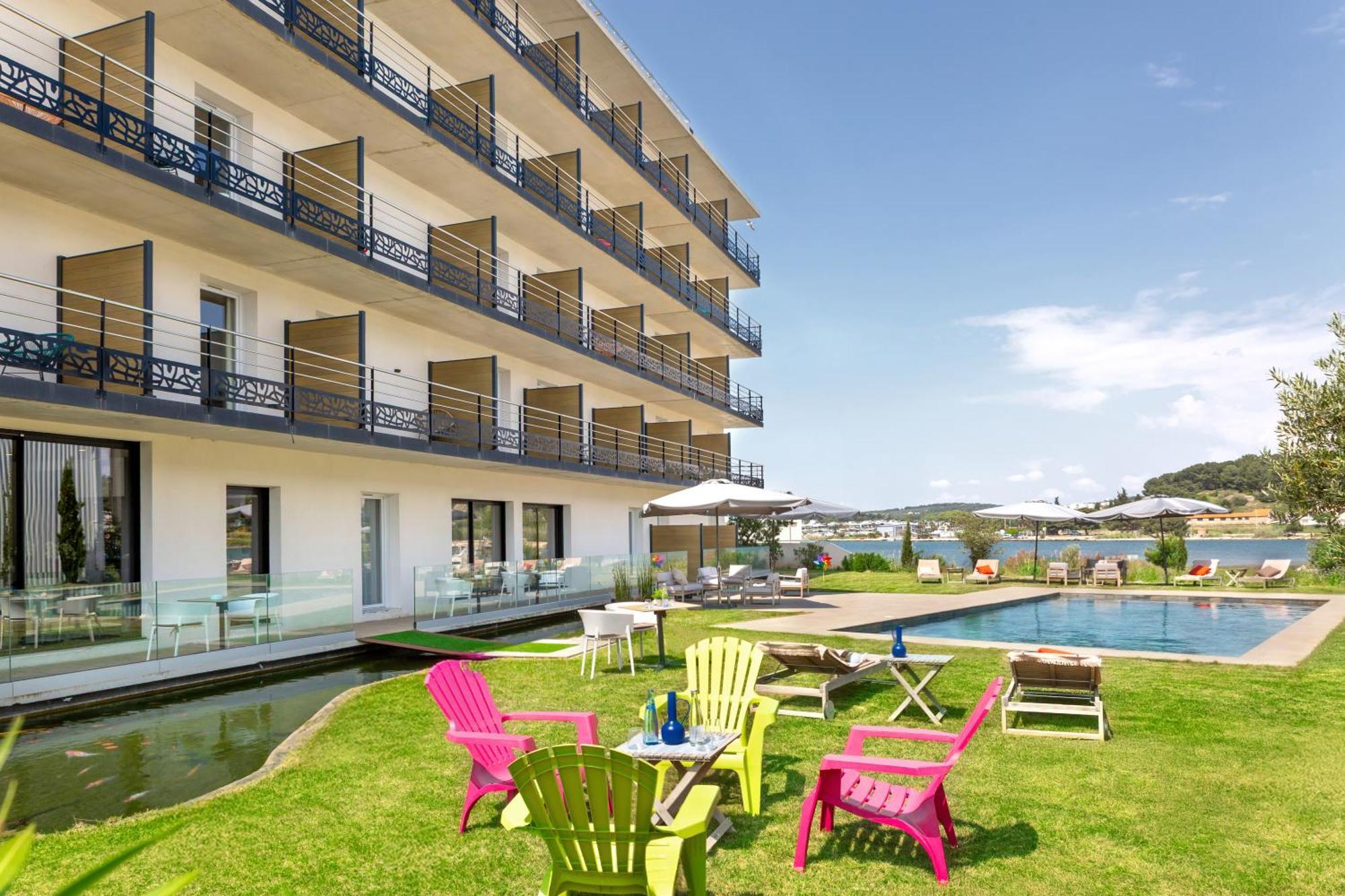 Golden Tulip Hotel & Rooftop Martigues Provence Экстерьер фото