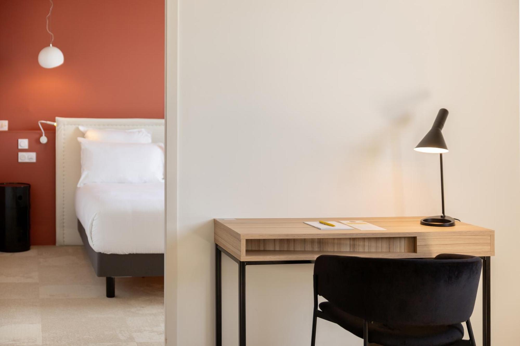 Golden Tulip Hotel & Rooftop Martigues Provence Номер фото